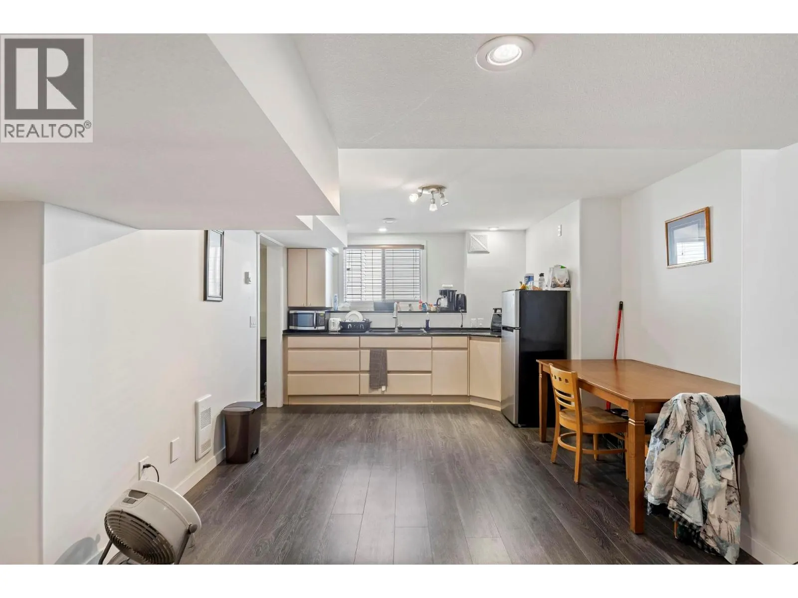 4945 South Ridge Drive