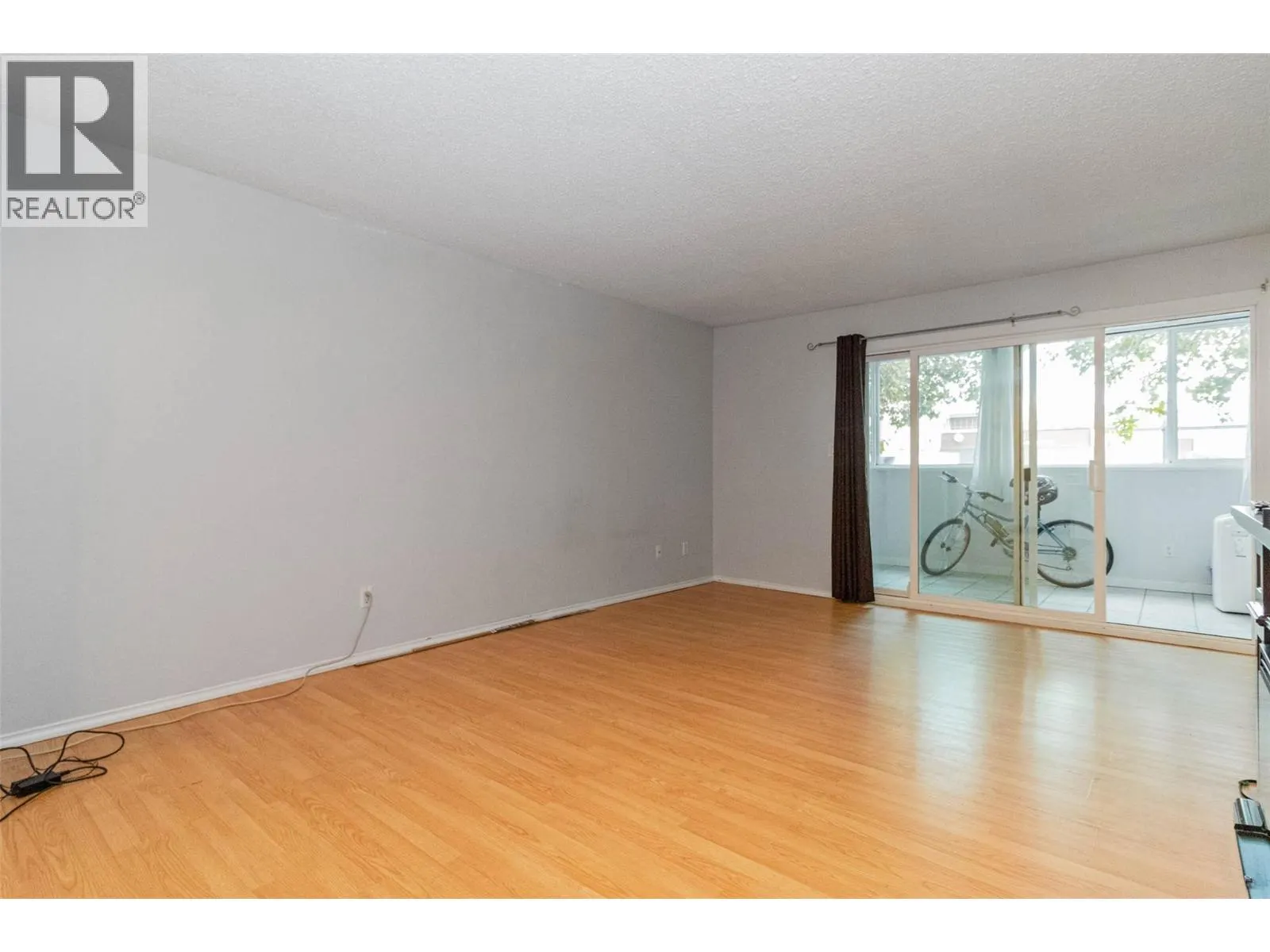 1685 Ufton Court Unit# 110