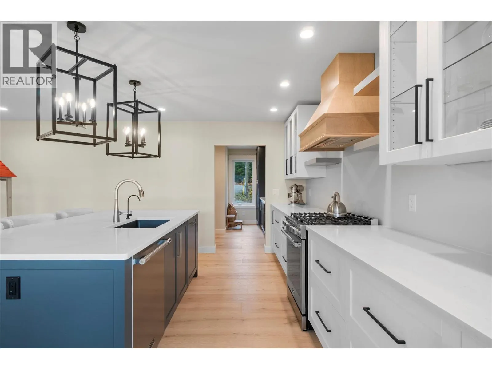 2270 Lions Ridge Road