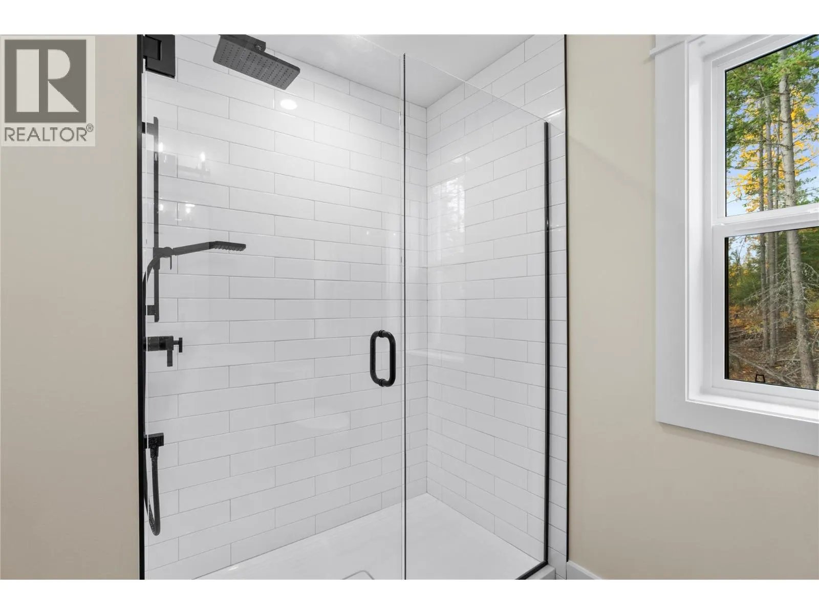 2270 Lions Ridge Road