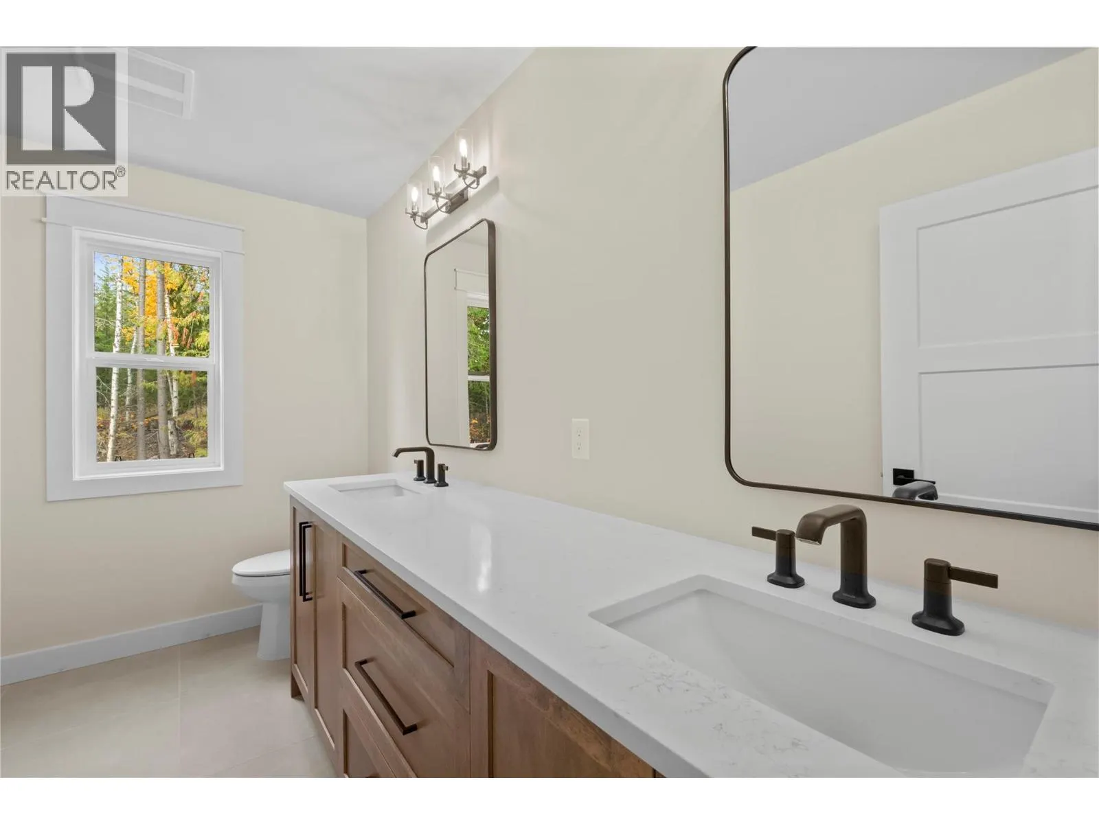 2270 Lions Ridge Road