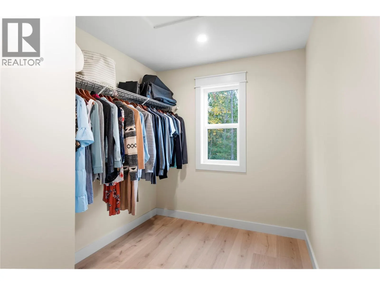 2270 Lions Ridge Road