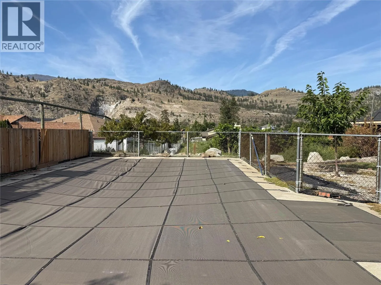 6940 Mountainview Drive