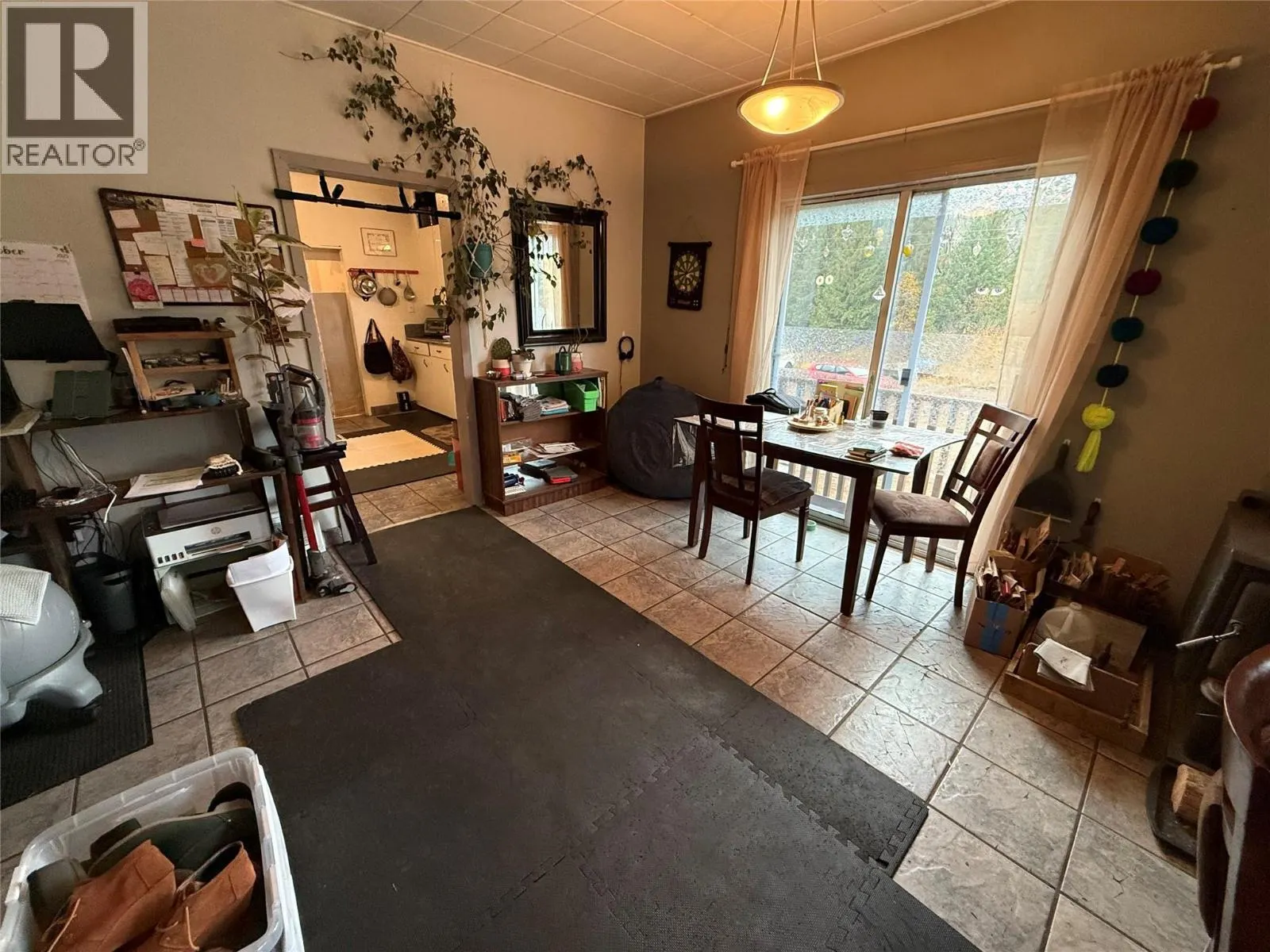 5015 Erie-Ross Spur Road