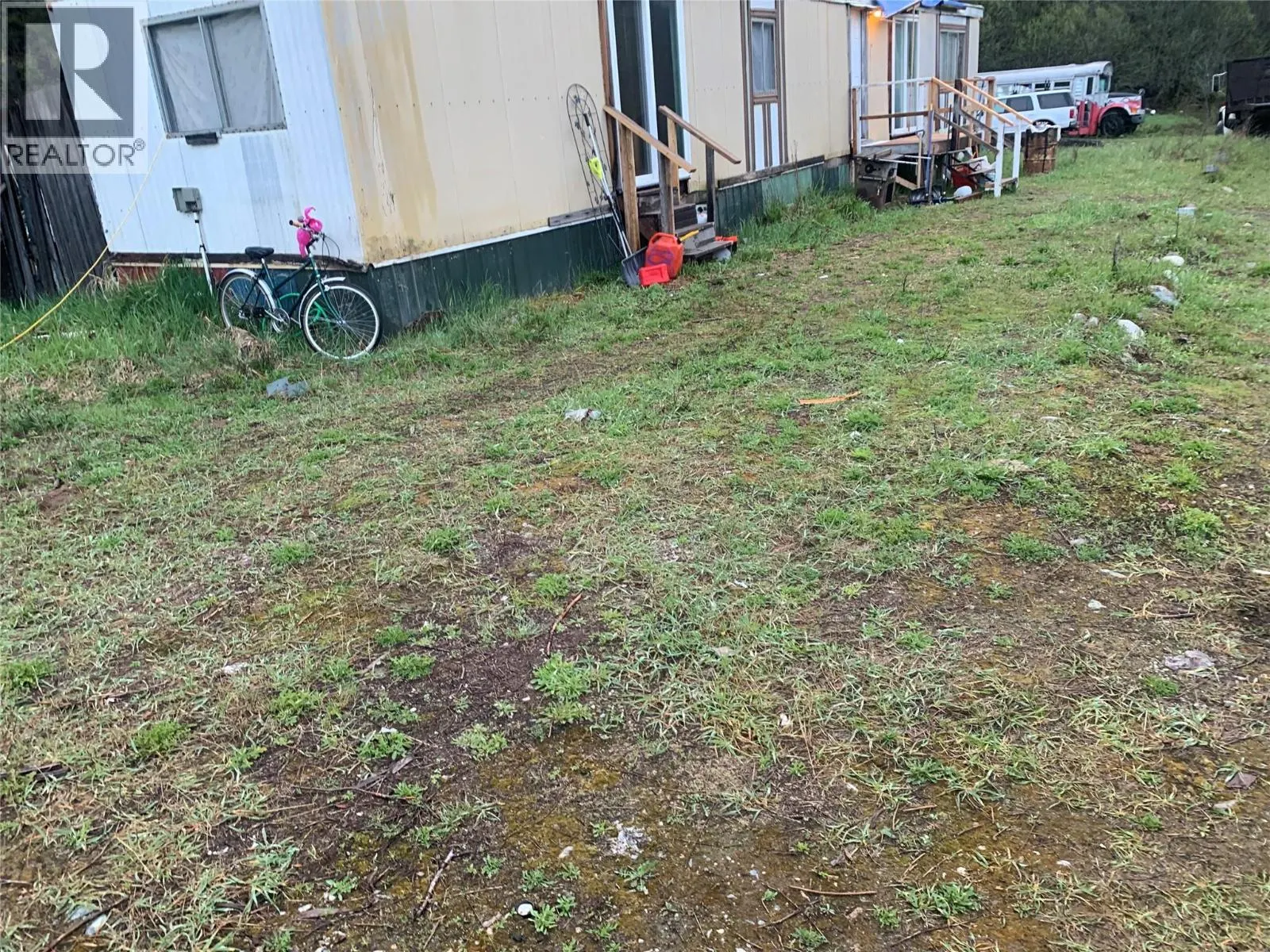 5015 Erie-Ross Spur Road