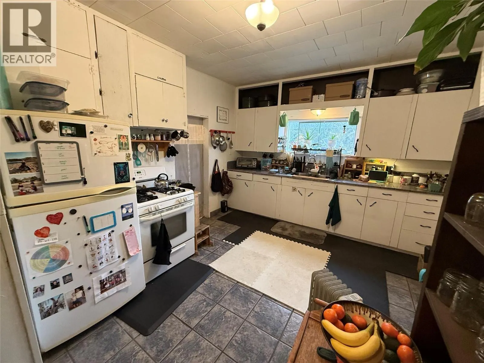 5015 Erie-Ross Spur Road