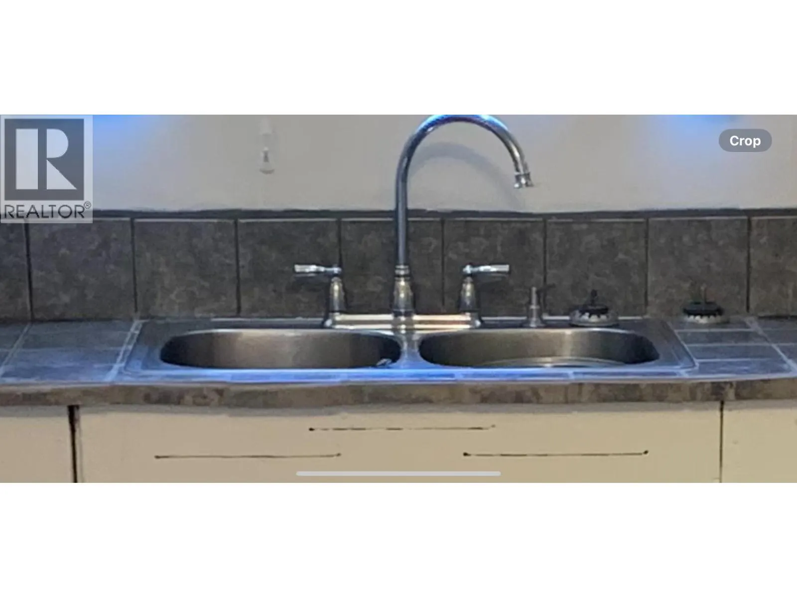 5015 Erie-Ross Spur Road