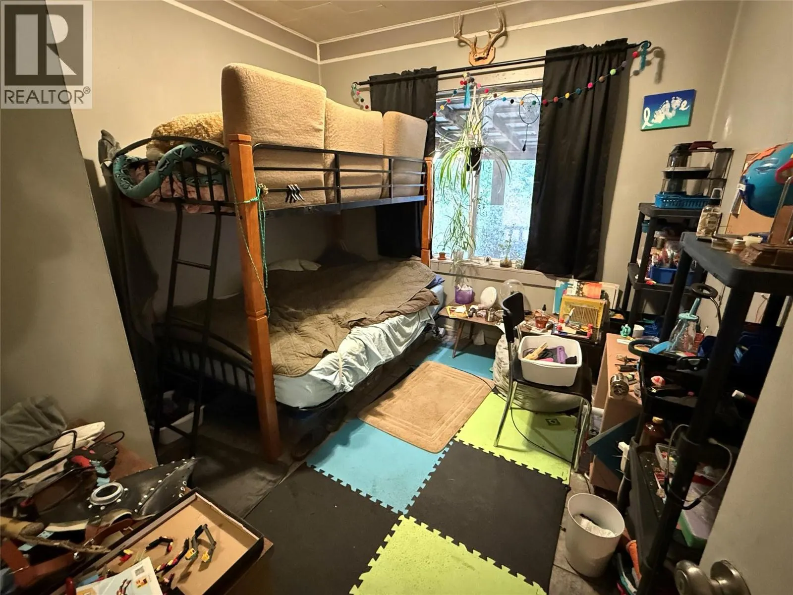 5015 Erie-Ross Spur Road