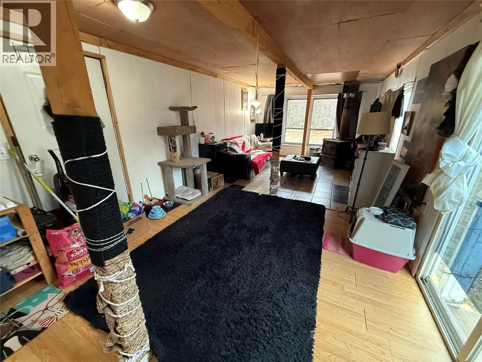 5015 Erie-Ross Spur Road