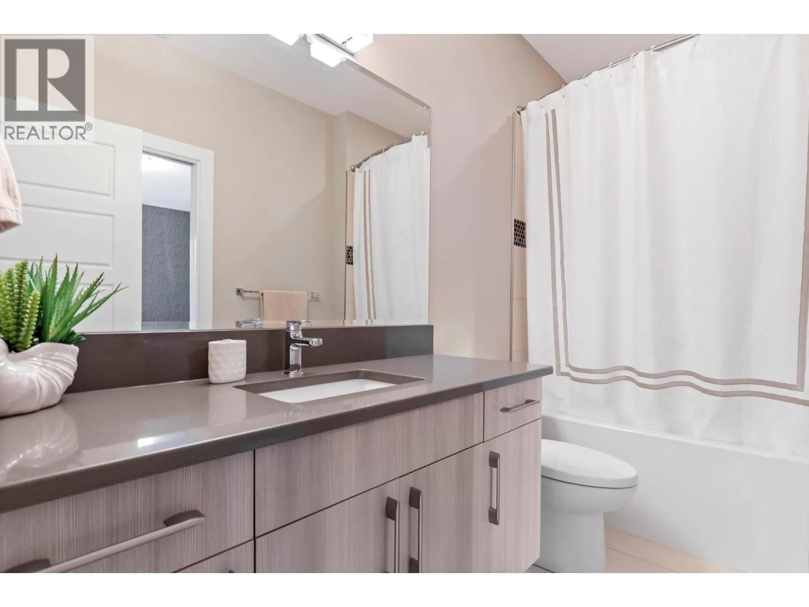 1673 Travertine Drive