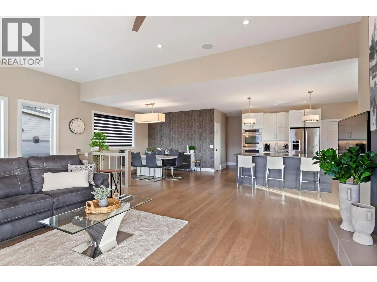 1673 Travertine Drive