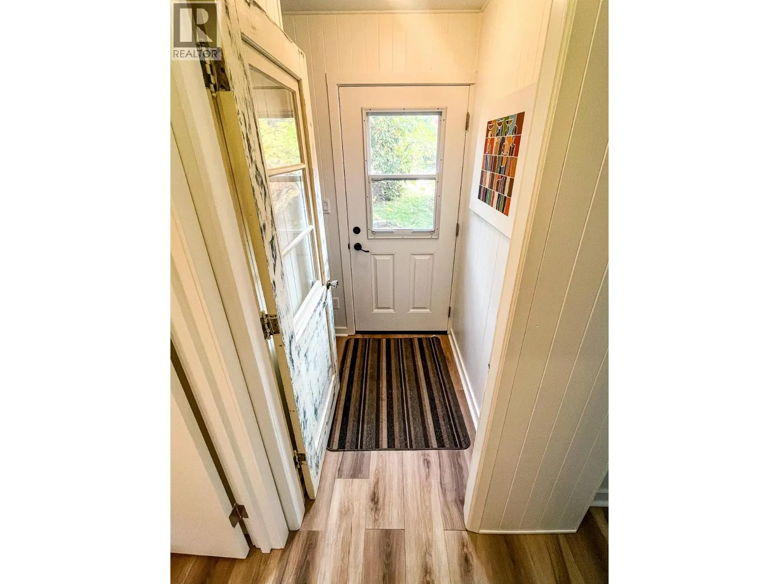 3273 Broadwater Road Street