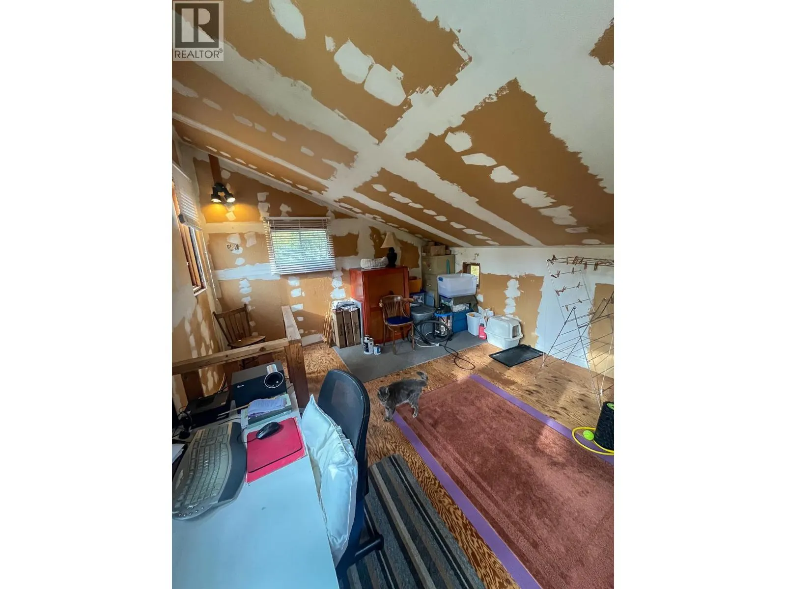 3273 Broadwater Road Street