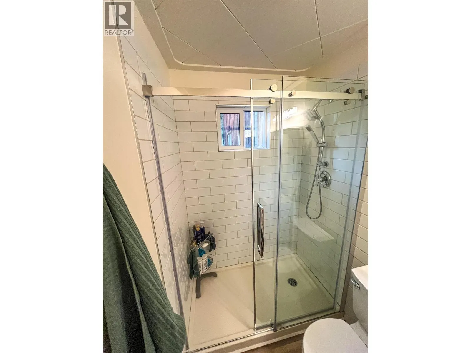 3273 Broadwater Road Street