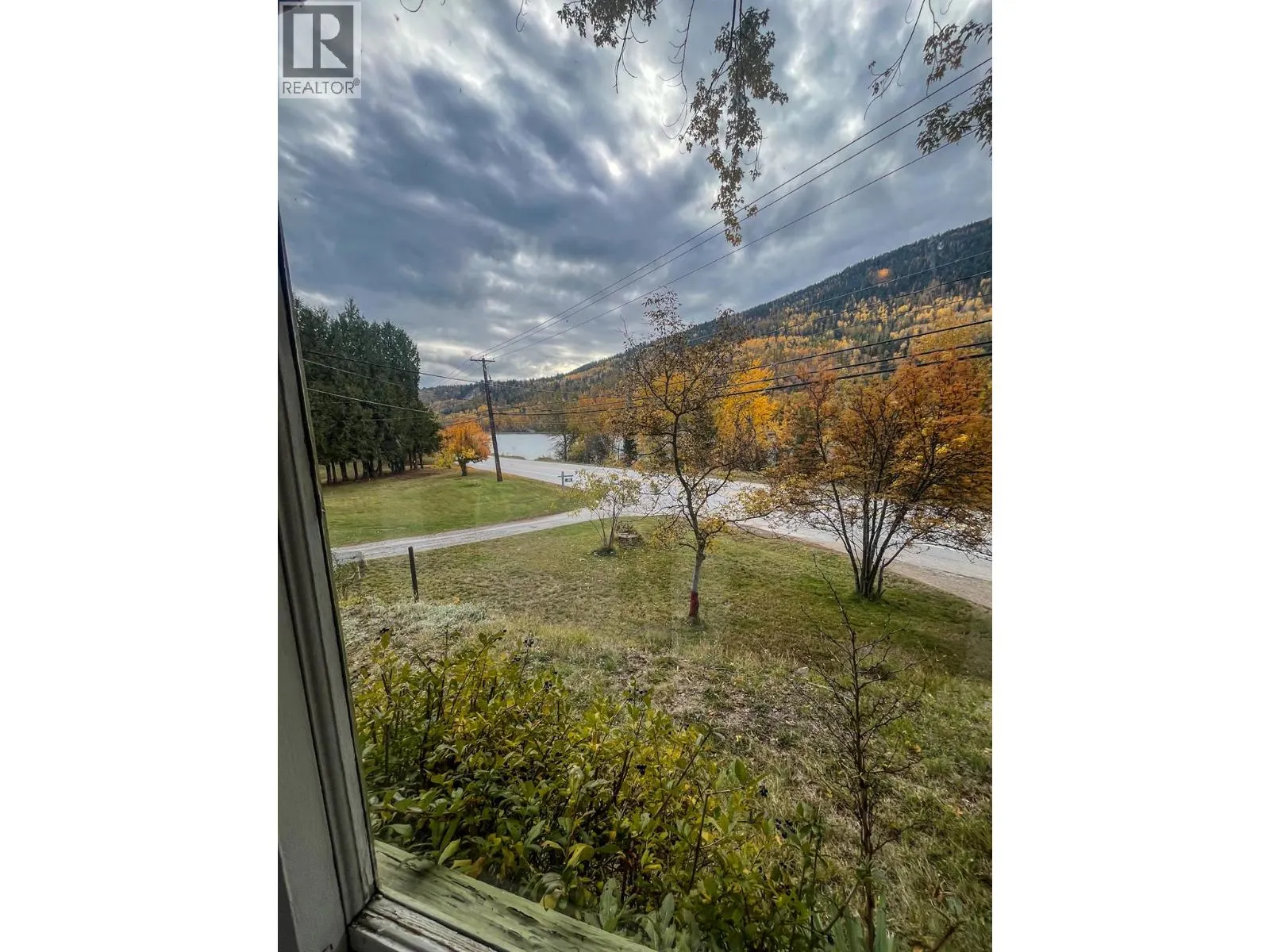 3273 Broadwater Road Street