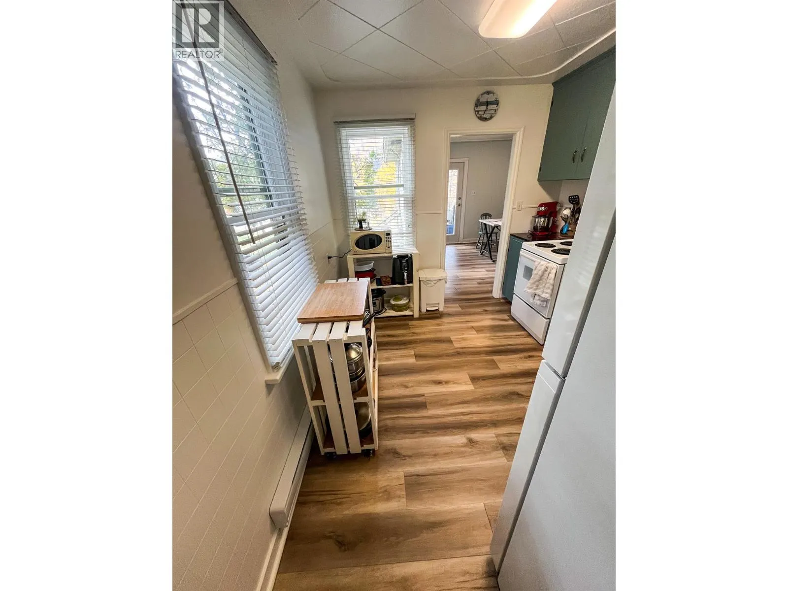 3273 Broadwater Road Street