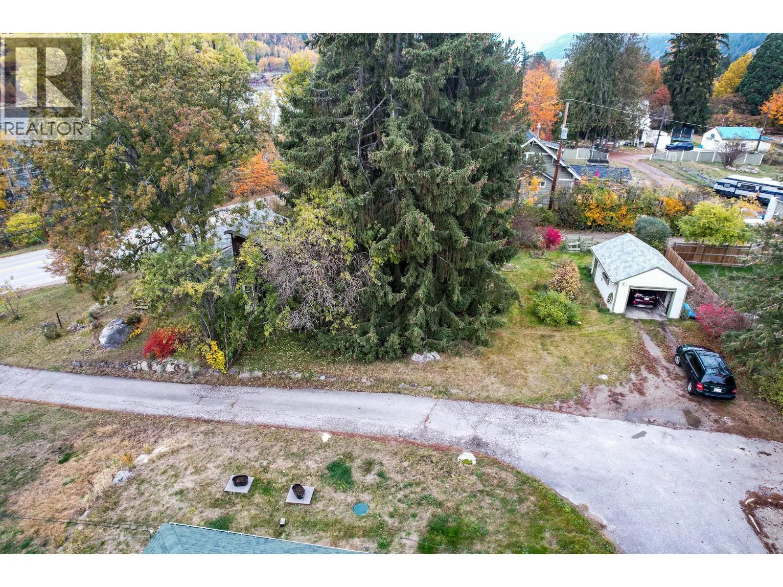 3273 Broadwater Road Street