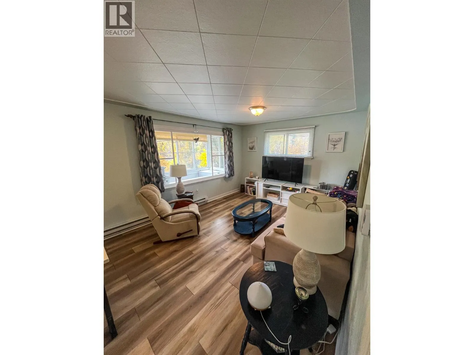 3273 Broadwater Road Street