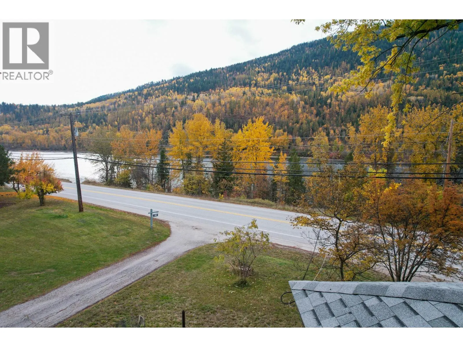 3273 Broadwater Road Street