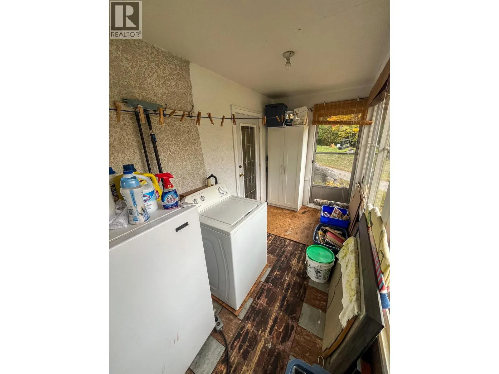 3273 Broadwater Road Street