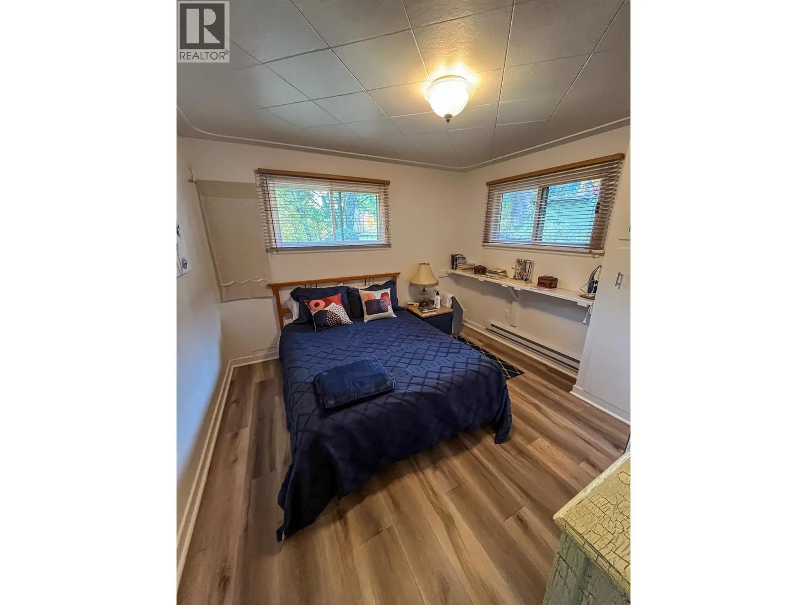 3273 Broadwater Road Street