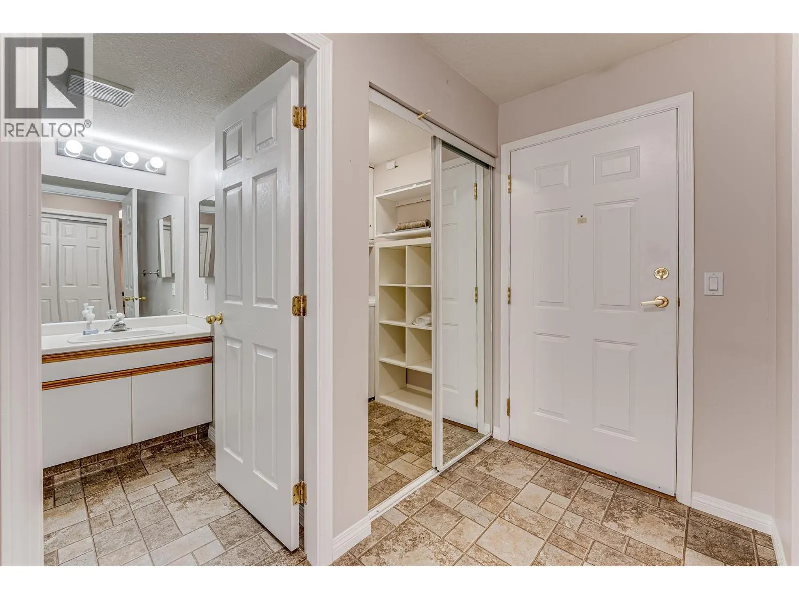 3609 30 Avenue Unit# 208