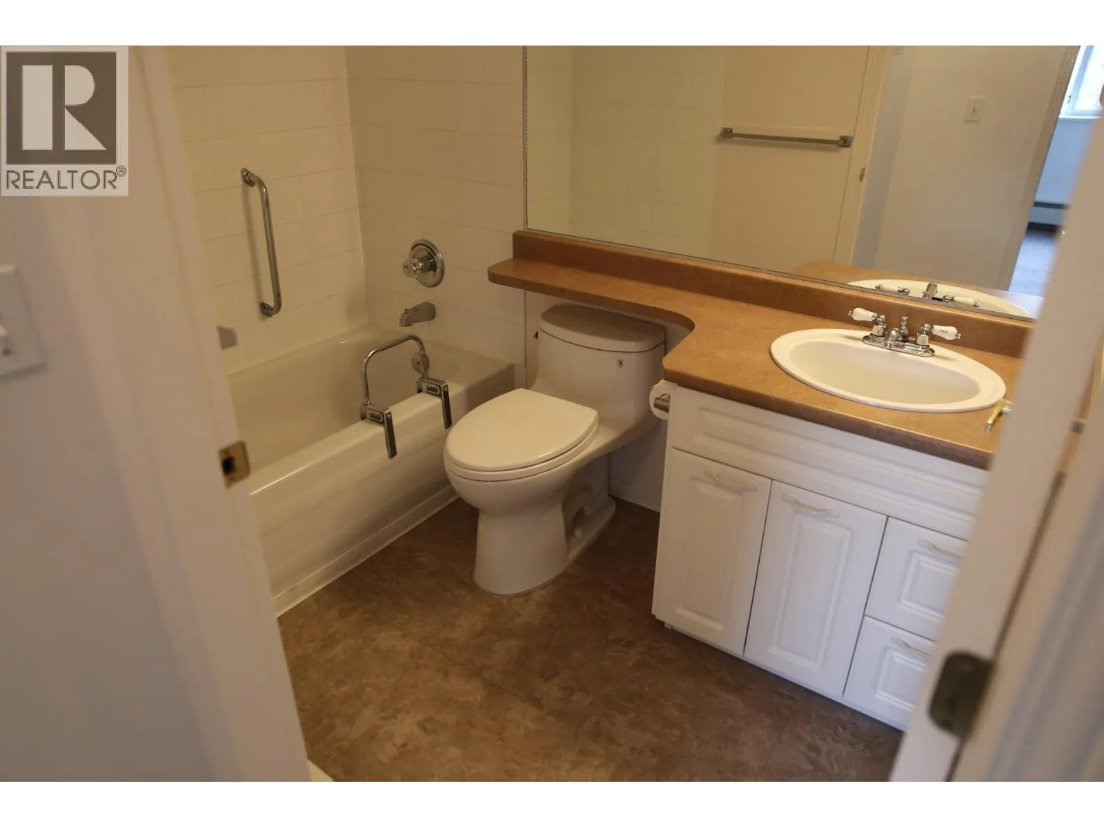 360 Battle Street Unit# 302