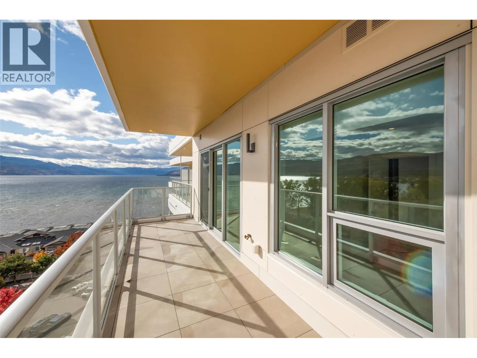 3340 Lakeshore Road Unit# 1003 Lot# SL 134