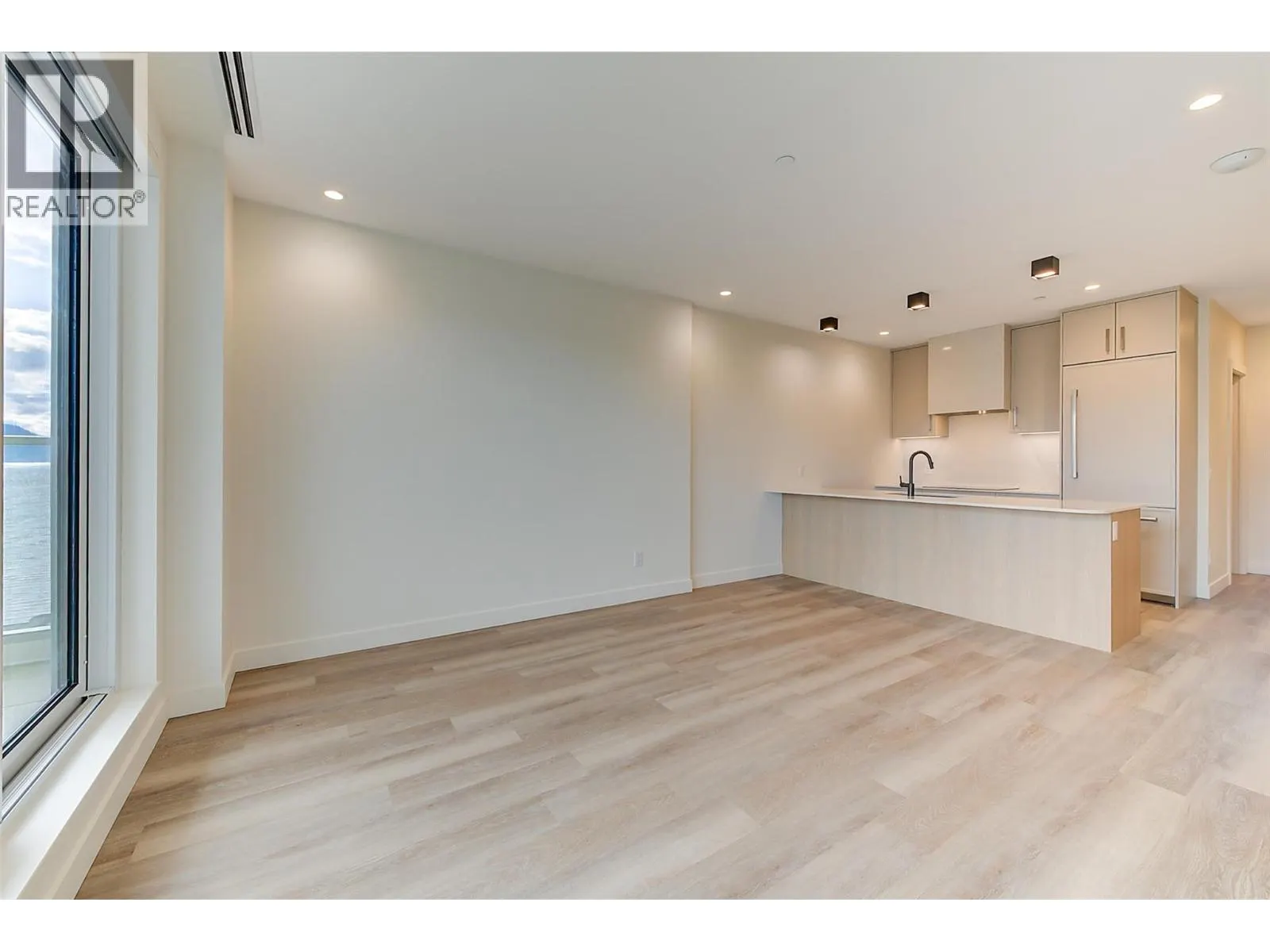 3340 Lakeshore Road Unit# 1003 Lot# SL 134