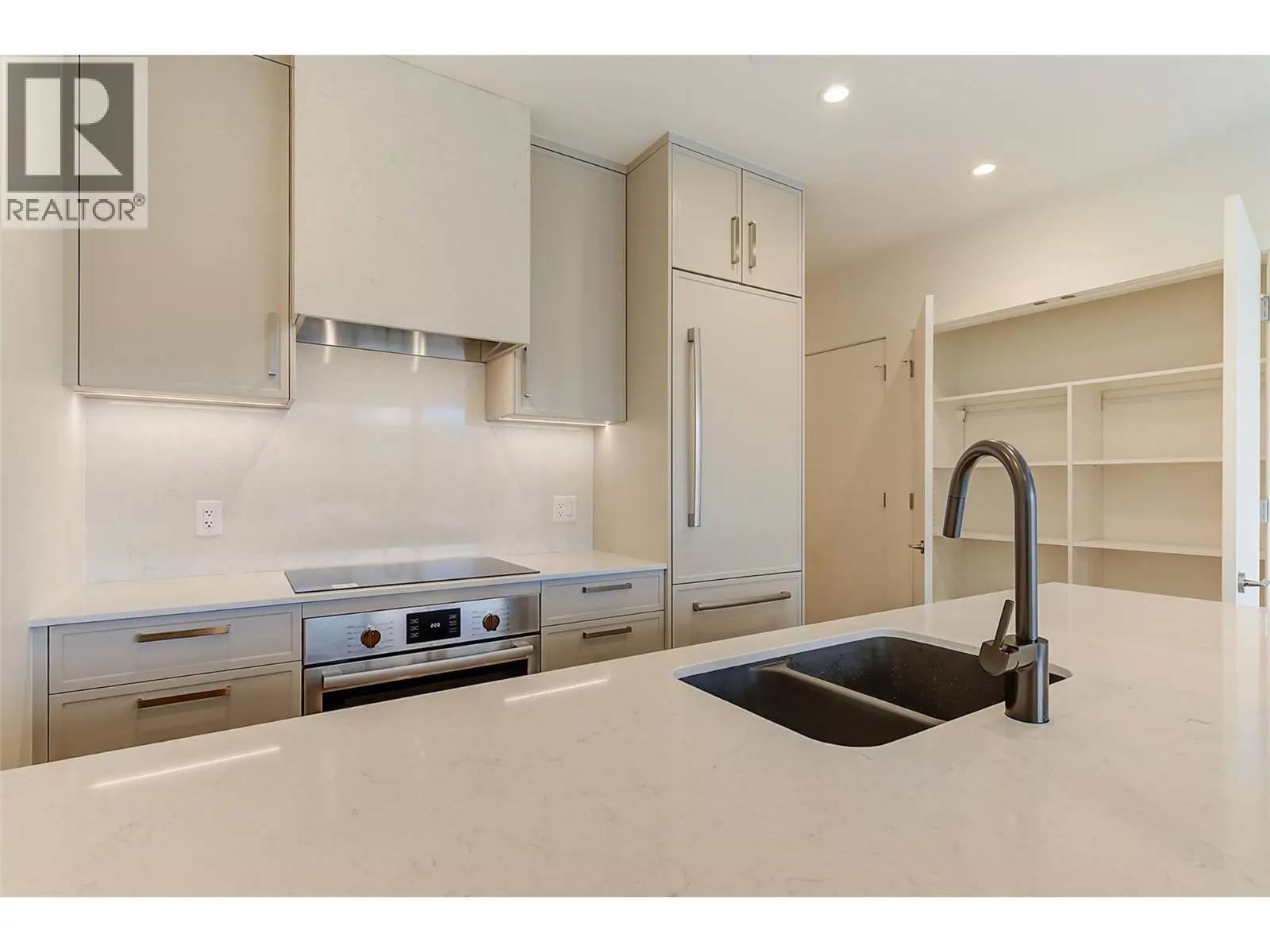 3340 Lakeshore Road Unit# 1003 Lot# SL 134