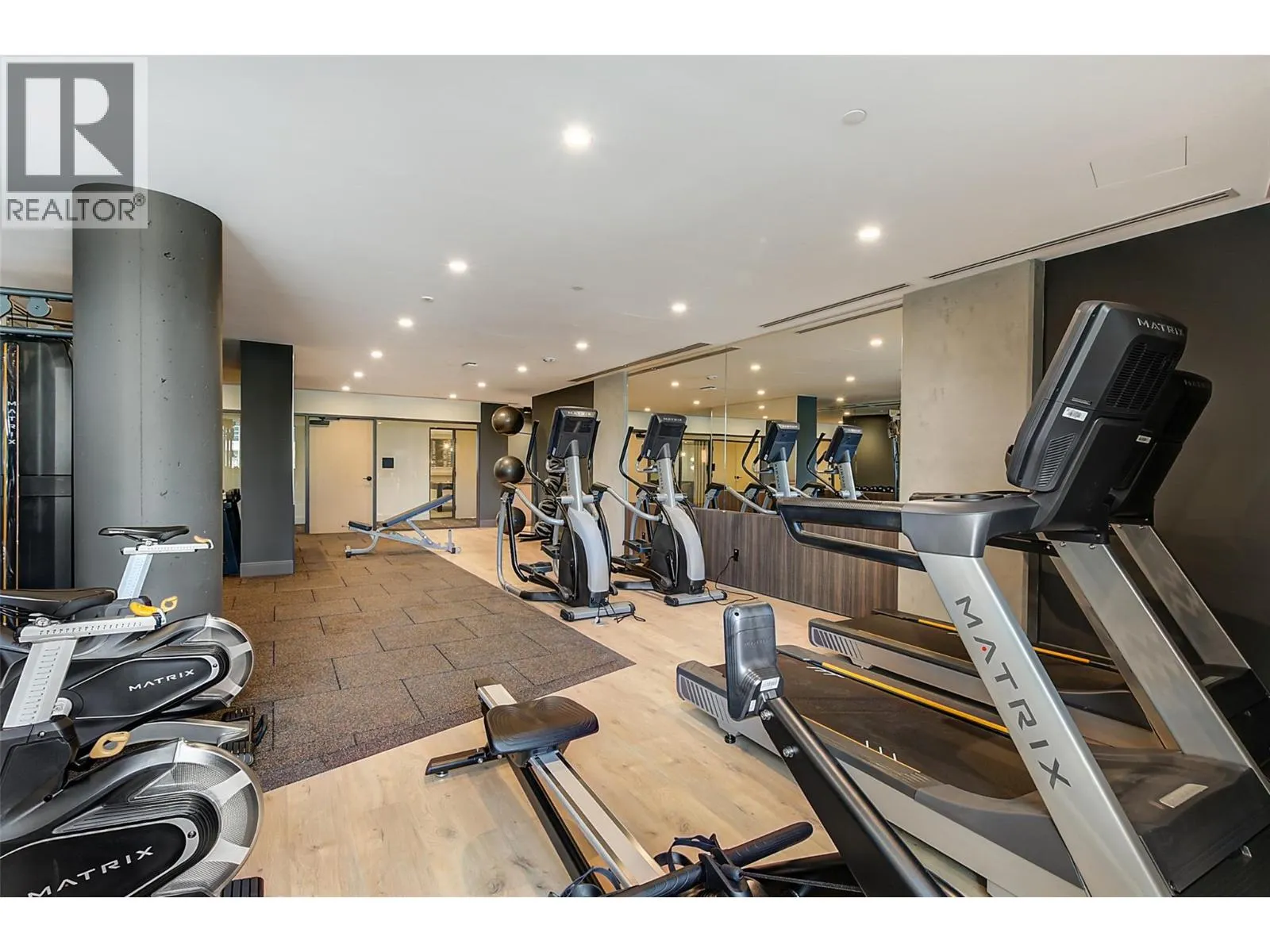 3340 Lakeshore Road Unit# 1003 Lot# SL 134