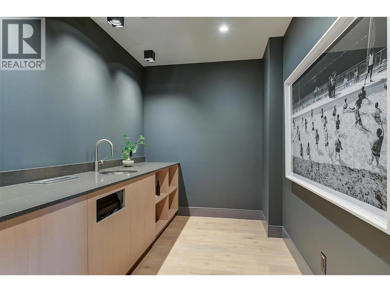 3340 Lakeshore Road Unit# 1003 Lot# SL 134