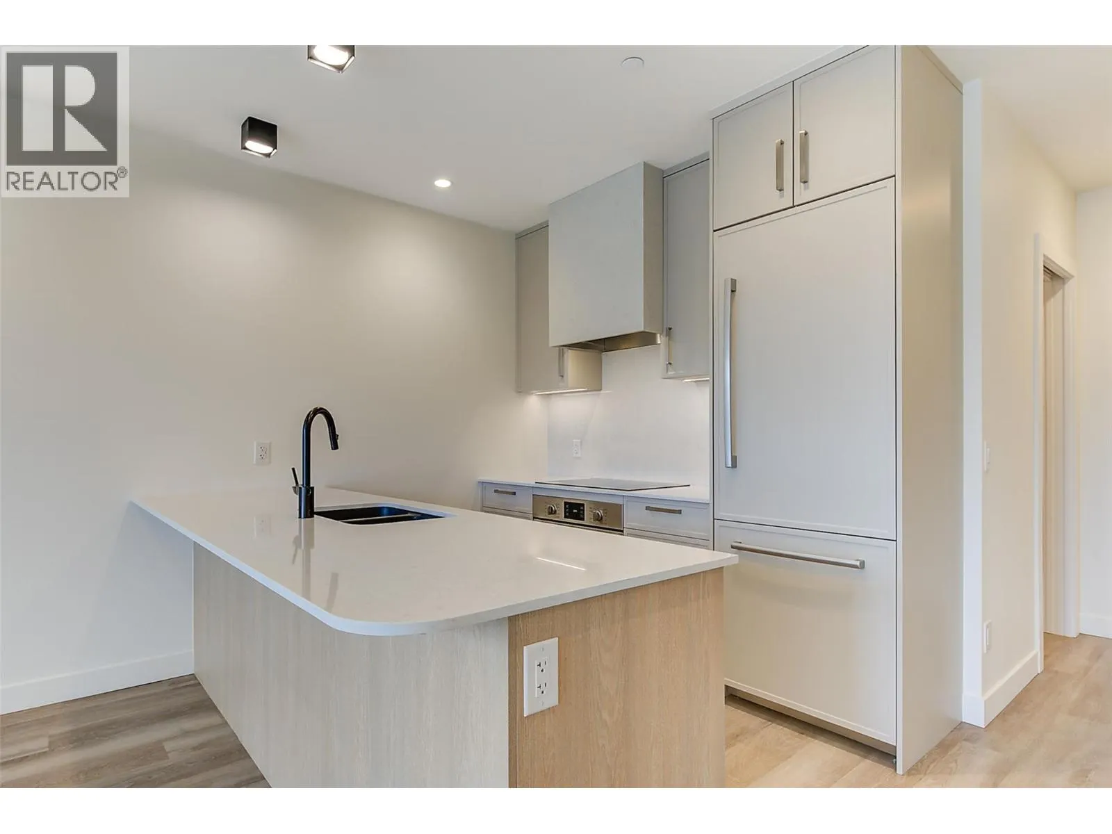 3340 Lakeshore Road Unit# 1003 Lot# SL 134