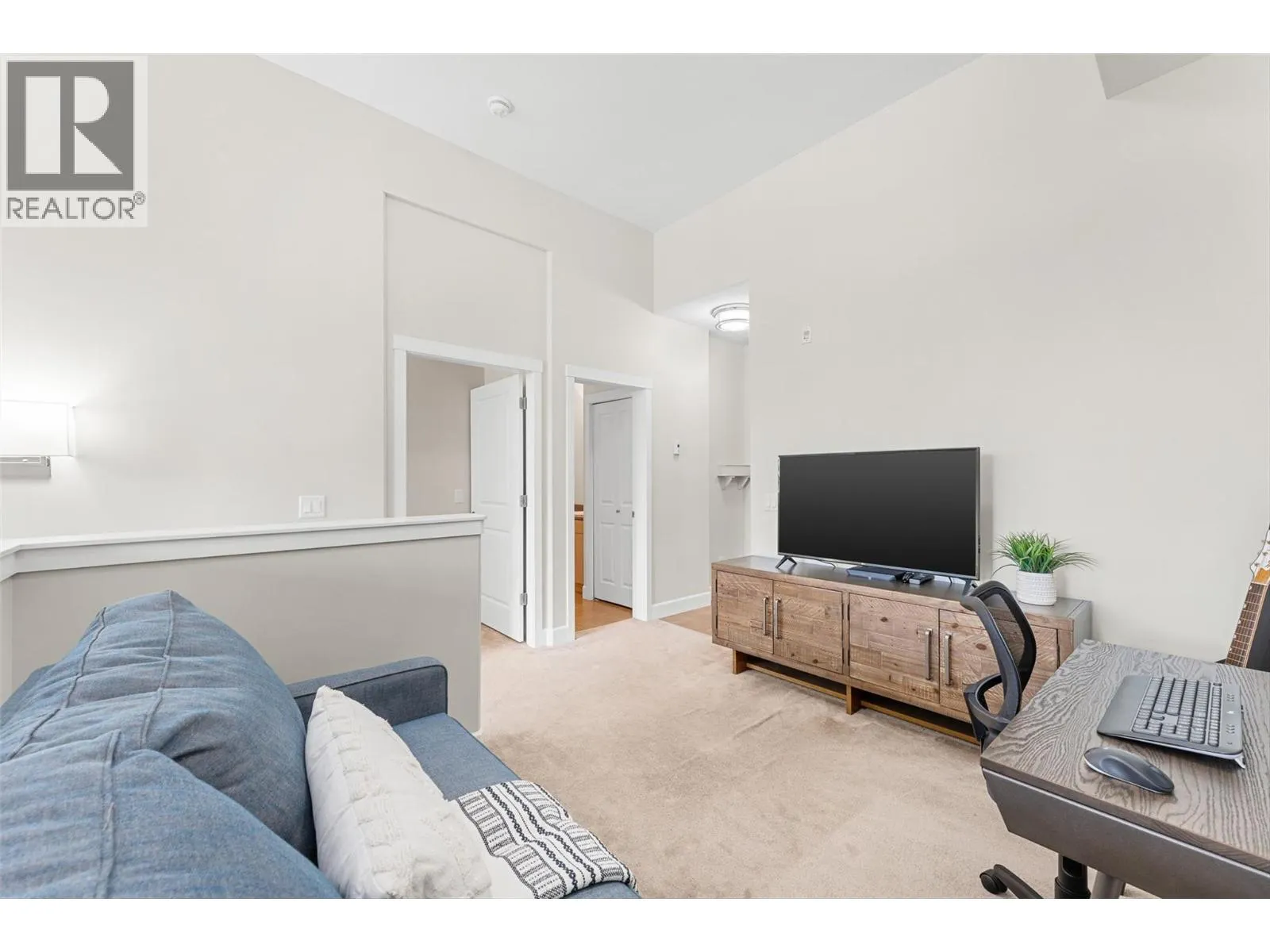 457 West Avenue Unit# 111