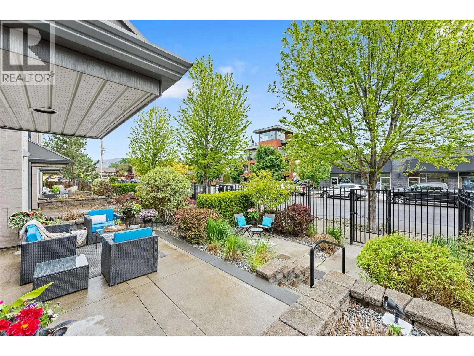 457 West Avenue Unit# 111