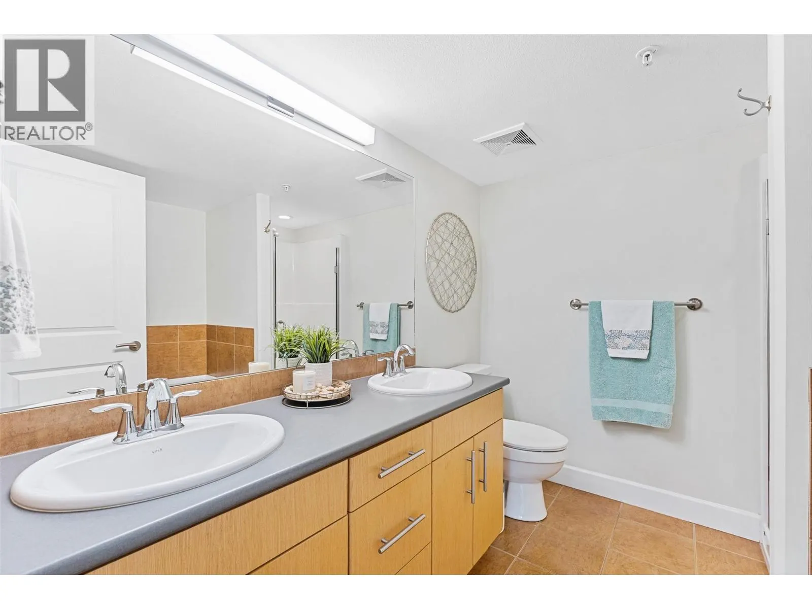 457 West Avenue Unit# 111