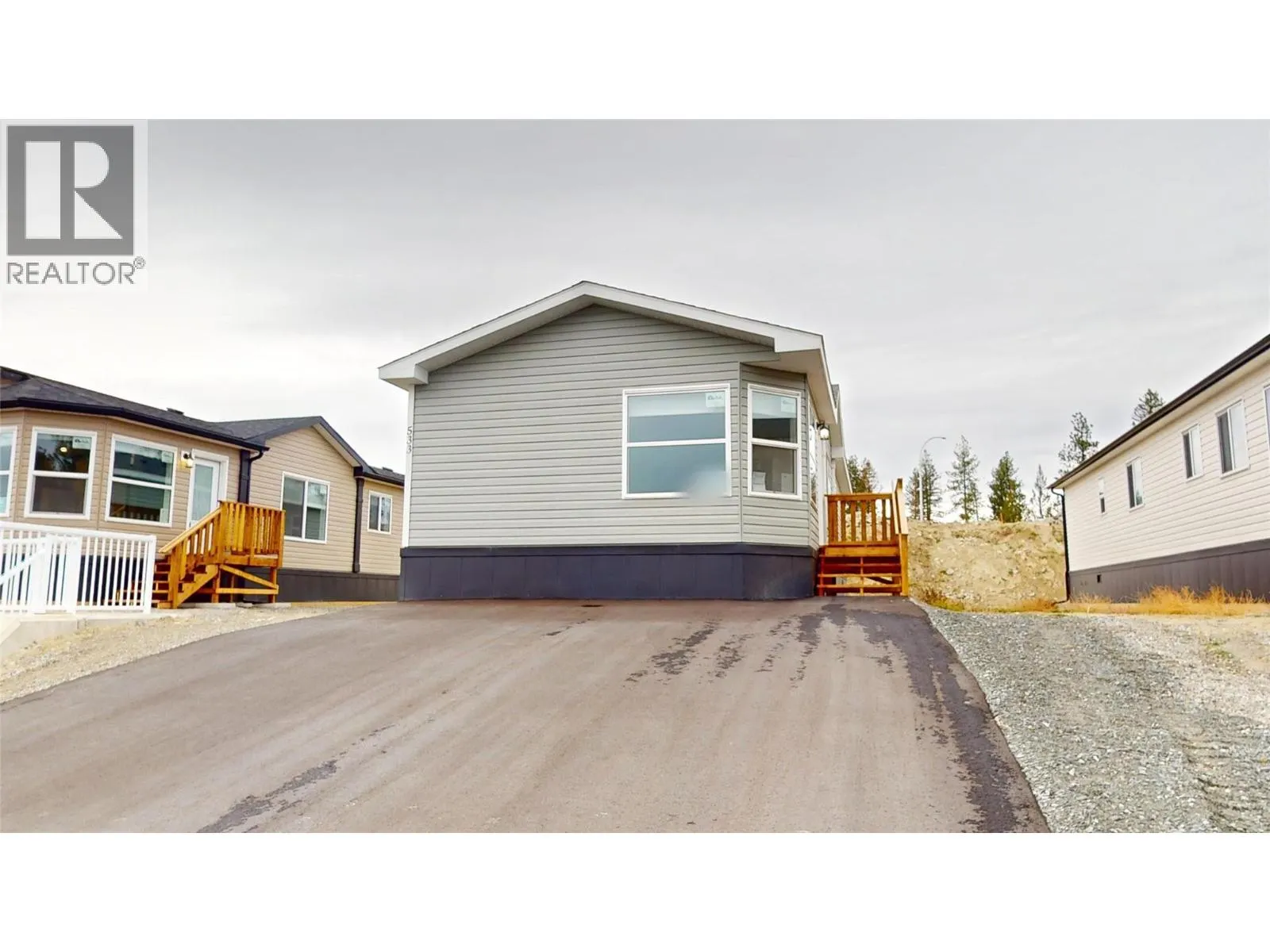 533 Steepleview Avenue NW