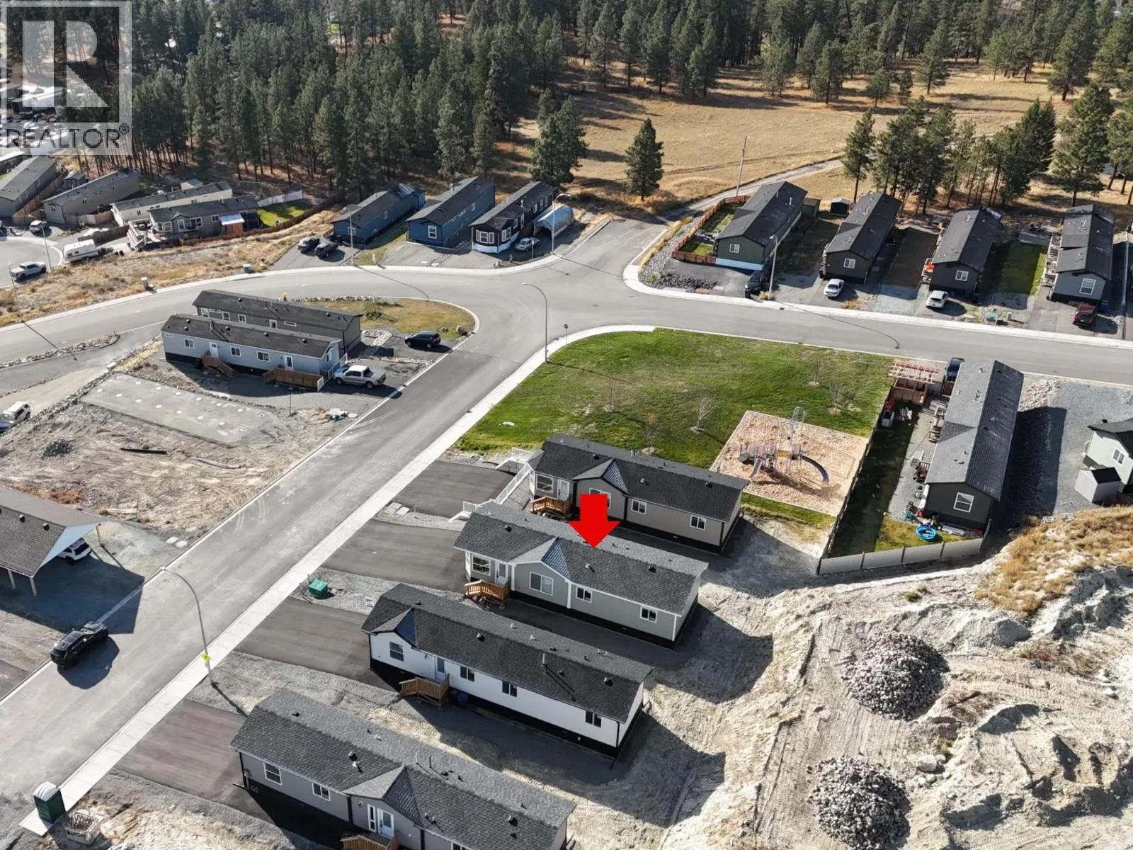 533 Steepleview Avenue NW