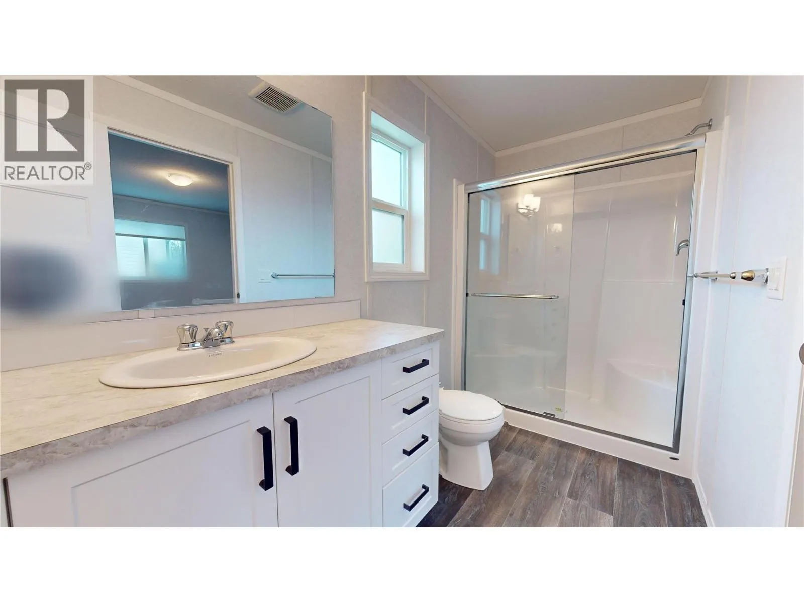 533 Steepleview Avenue NW