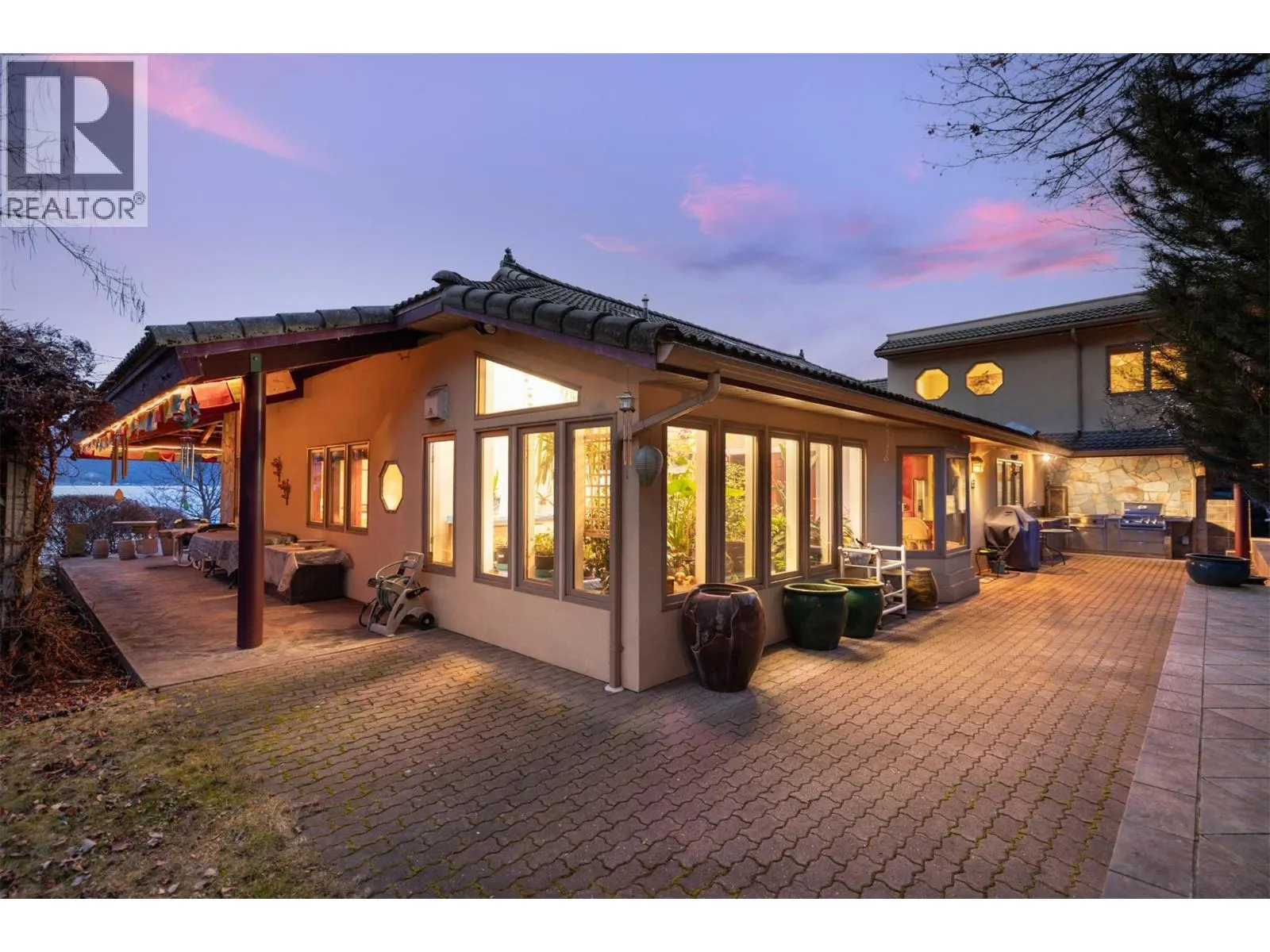 8809 Okanagan Landing Road