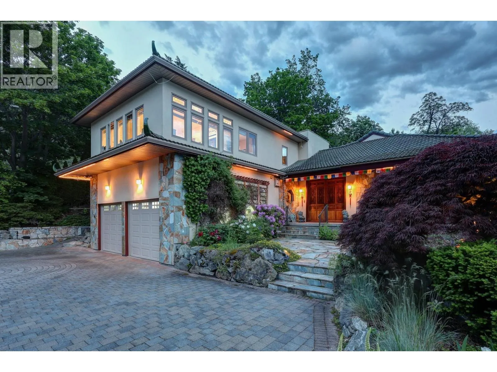 8809 Okanagan Landing Road