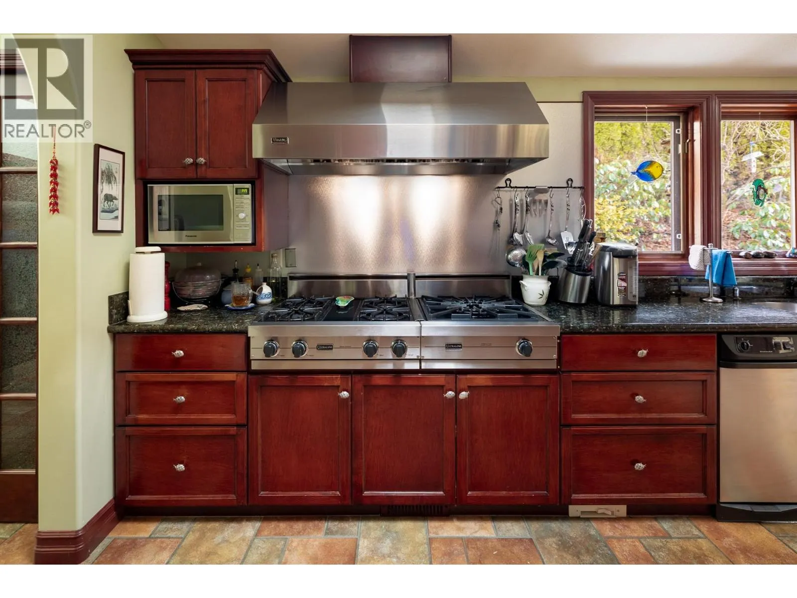 8809 Okanagan Landing Road