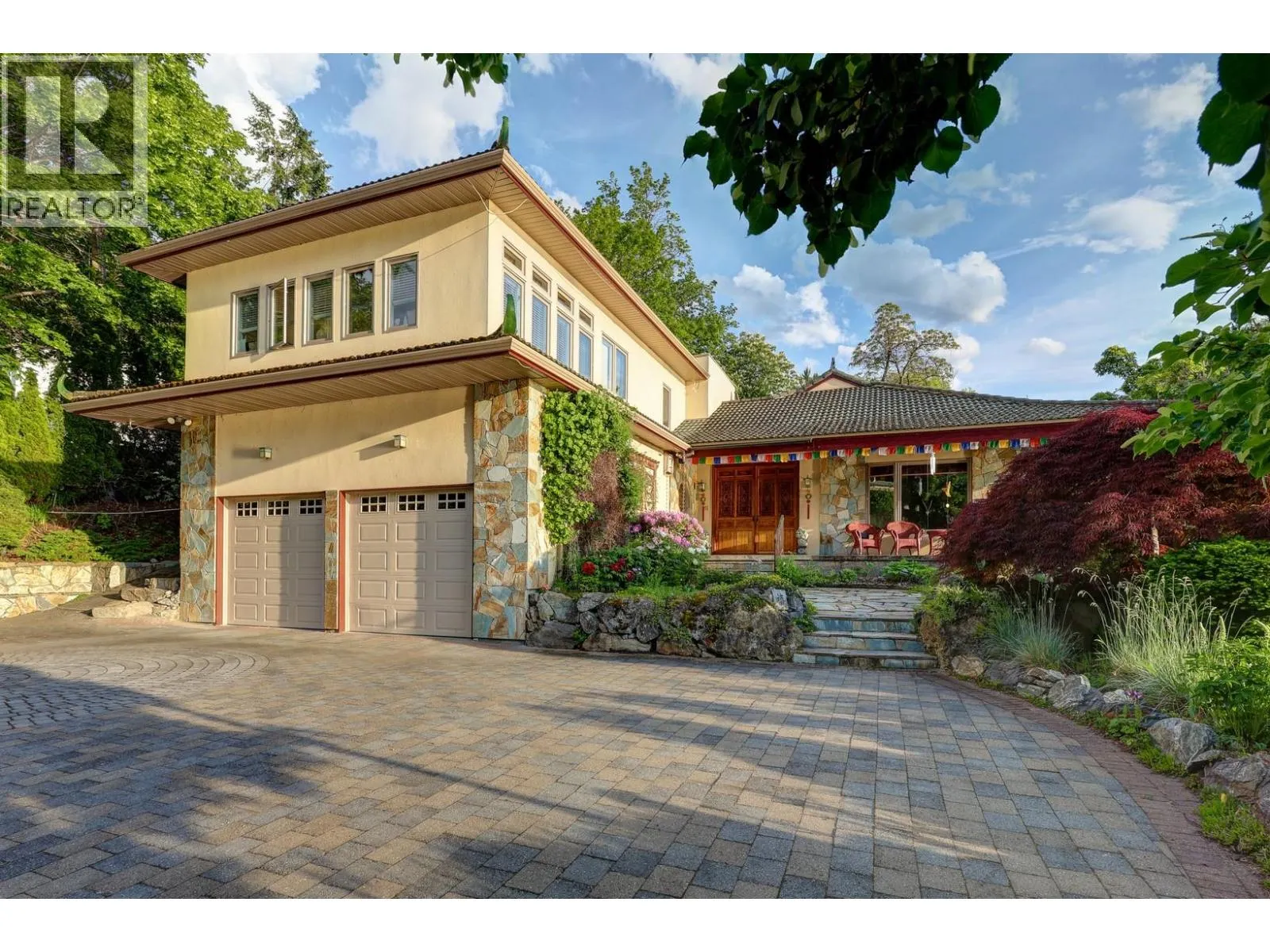 8809 Okanagan Landing Road