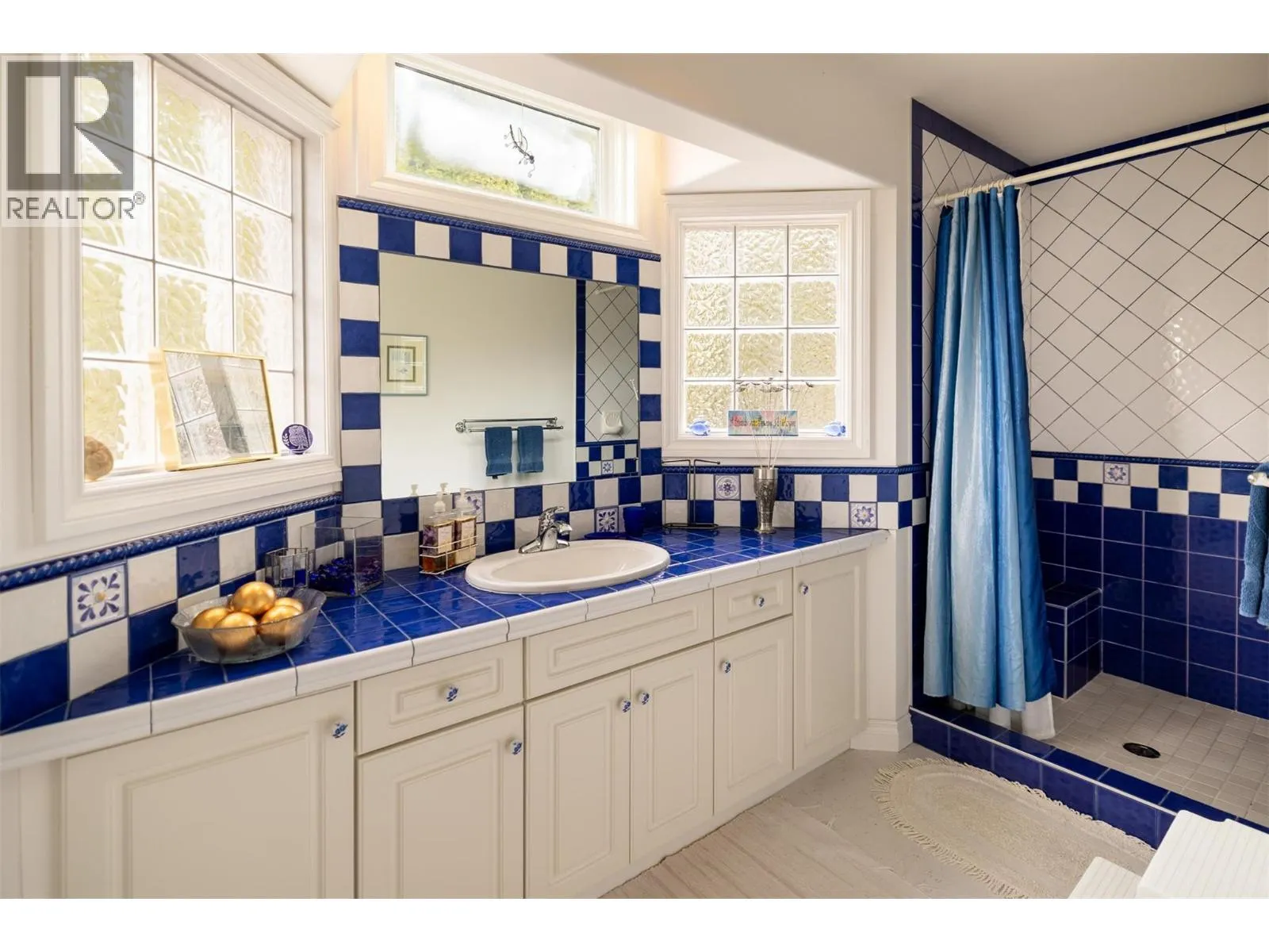 8809 Okanagan Landing Road