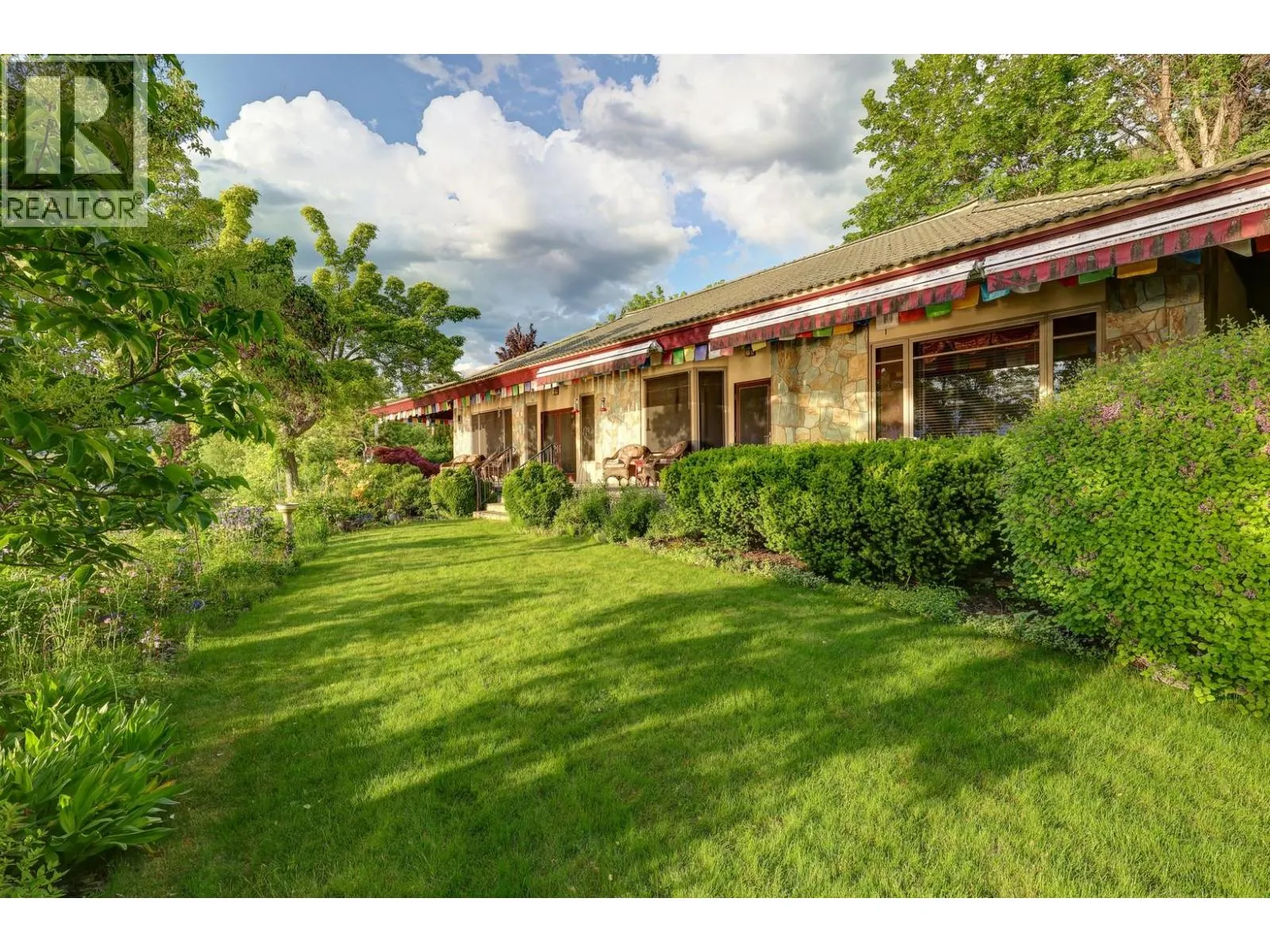 8809 Okanagan Landing Road