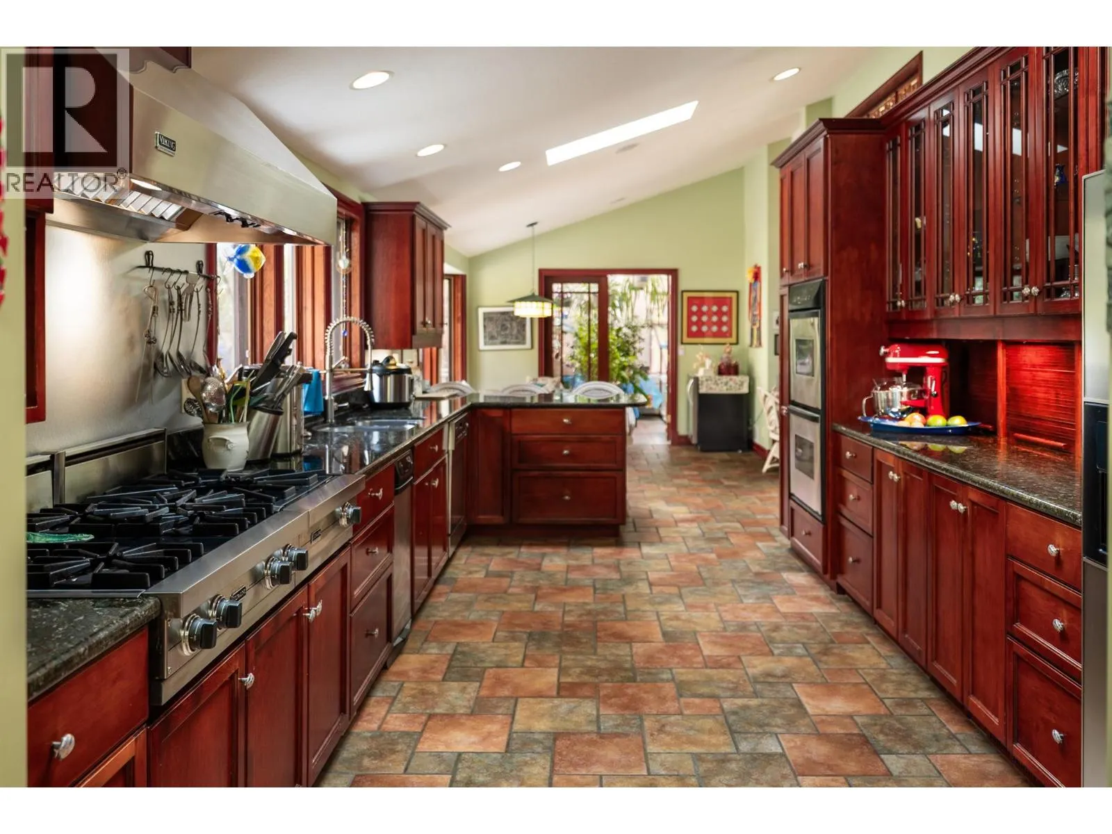 8809 Okanagan Landing Road