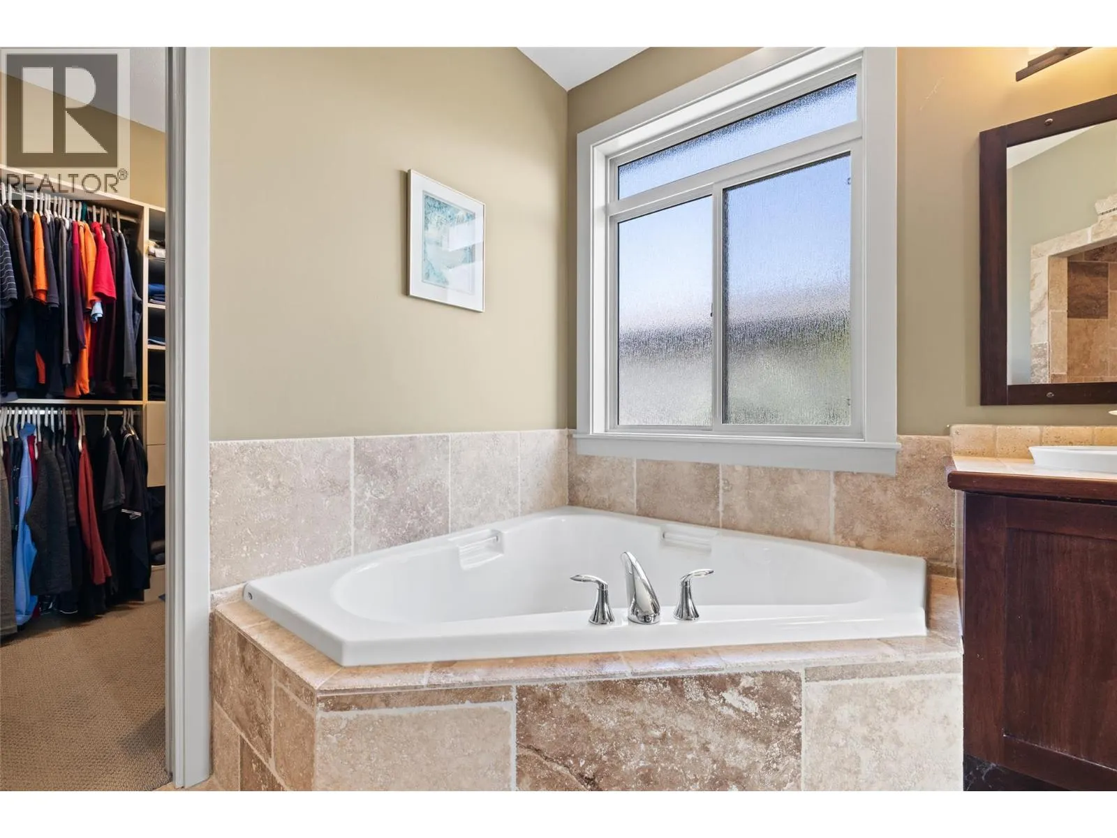 1714 Capistrano Peaks Crescent