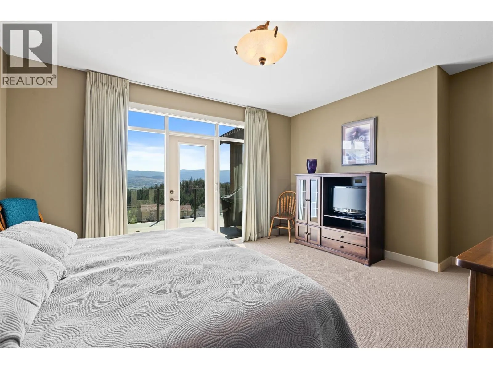 1714 Capistrano Peaks Crescent