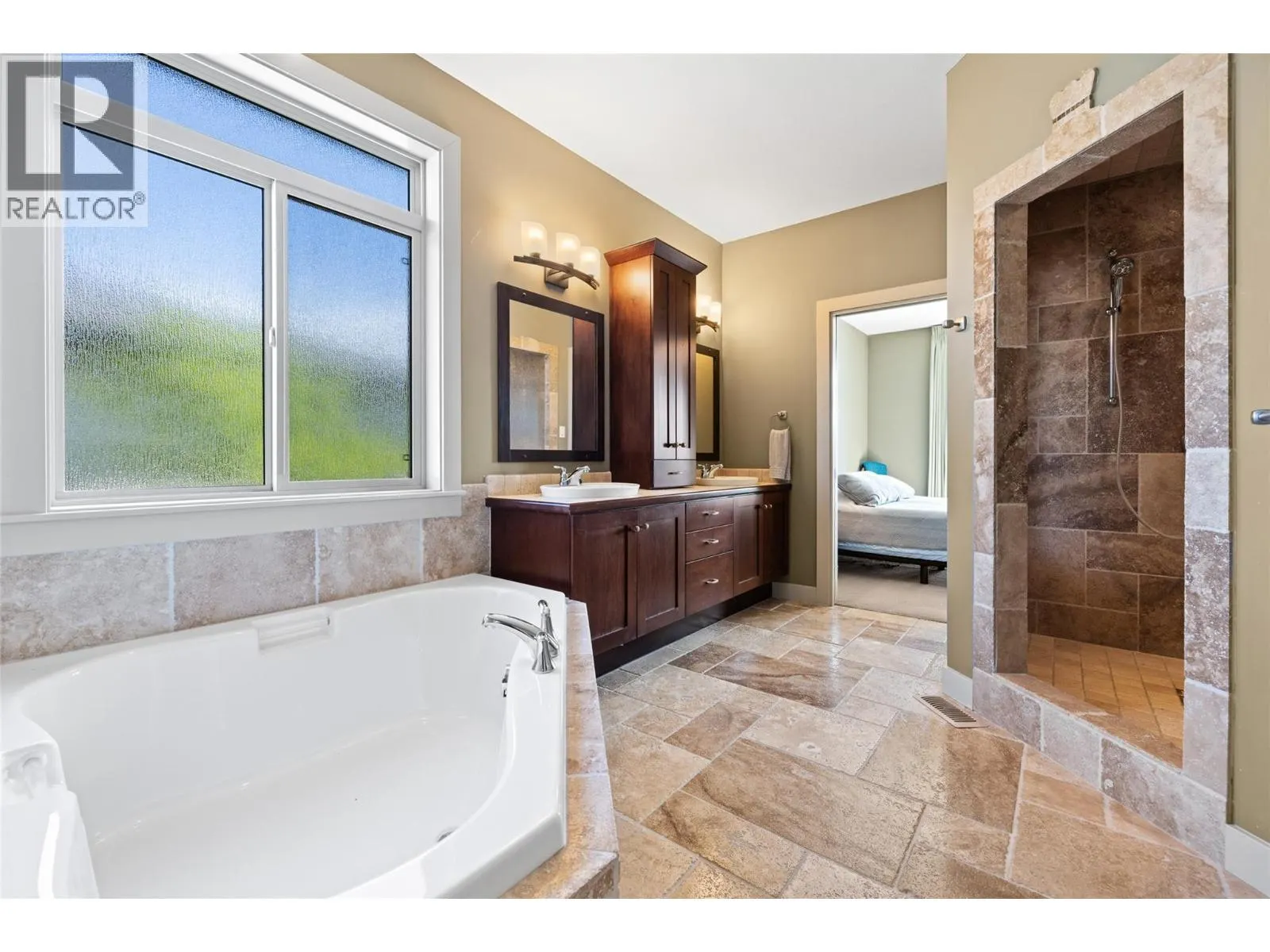 1714 Capistrano Peaks Crescent