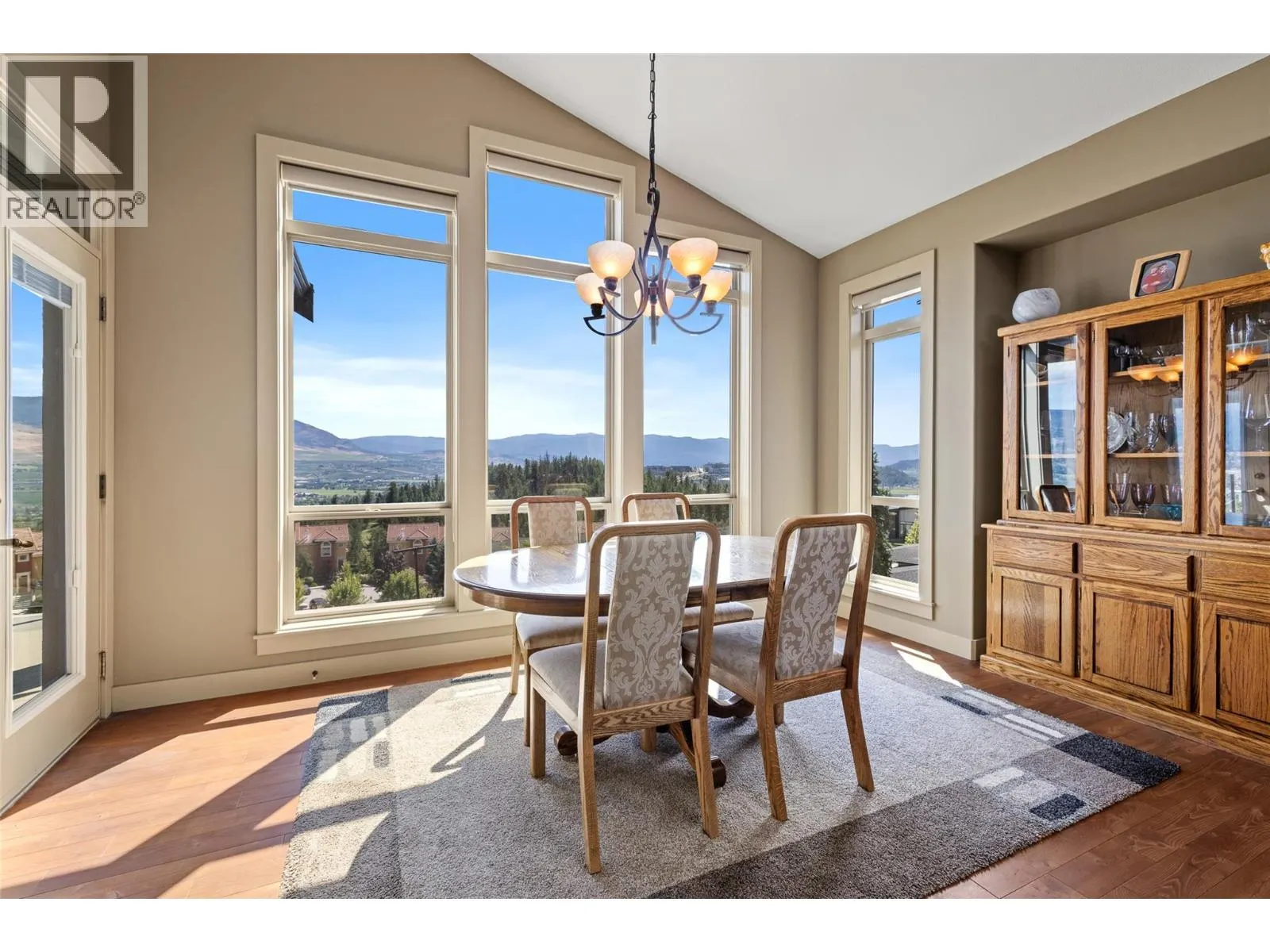 1714 Capistrano Peaks Crescent